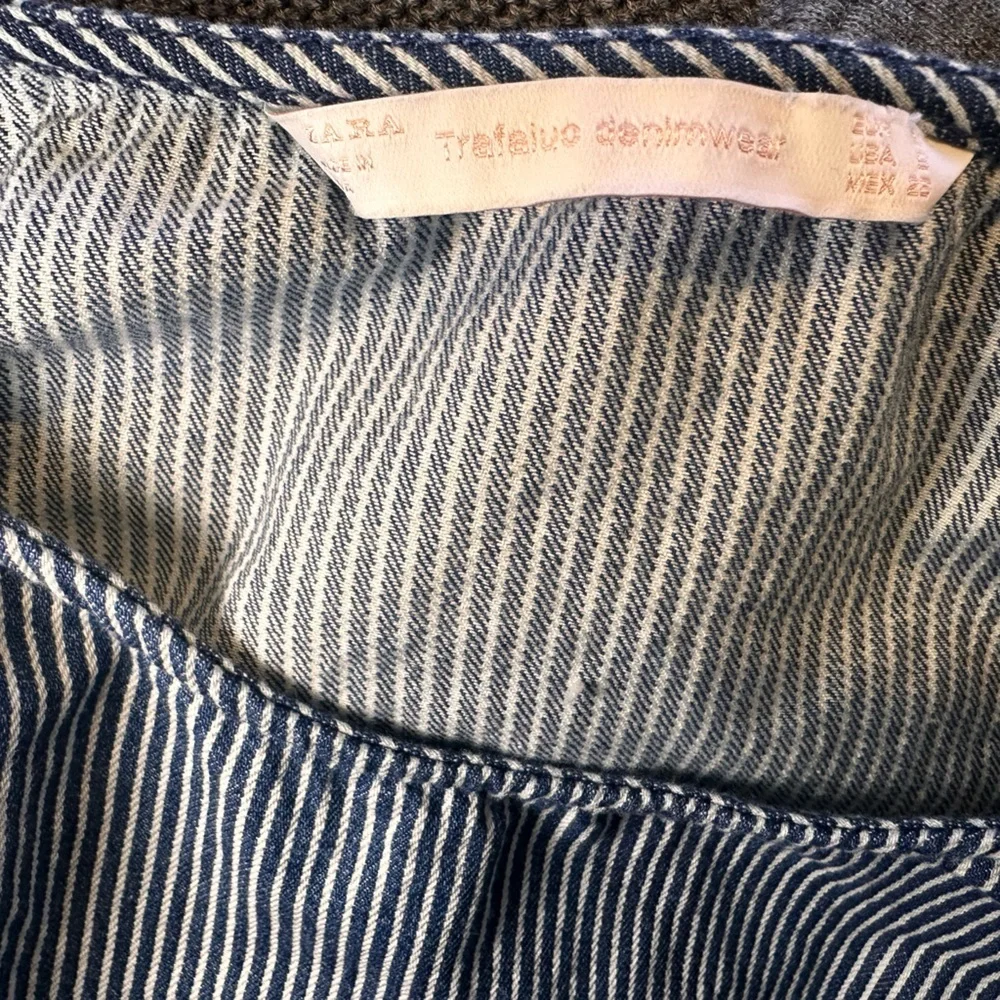 Zara Embroidered Denim Striped Balloon Sleeve Top Size Small - Picture 6 of 6